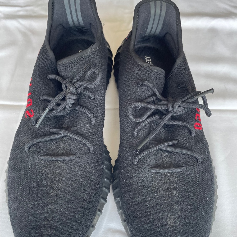 Adidas Yeezy - Picture 4 of 13